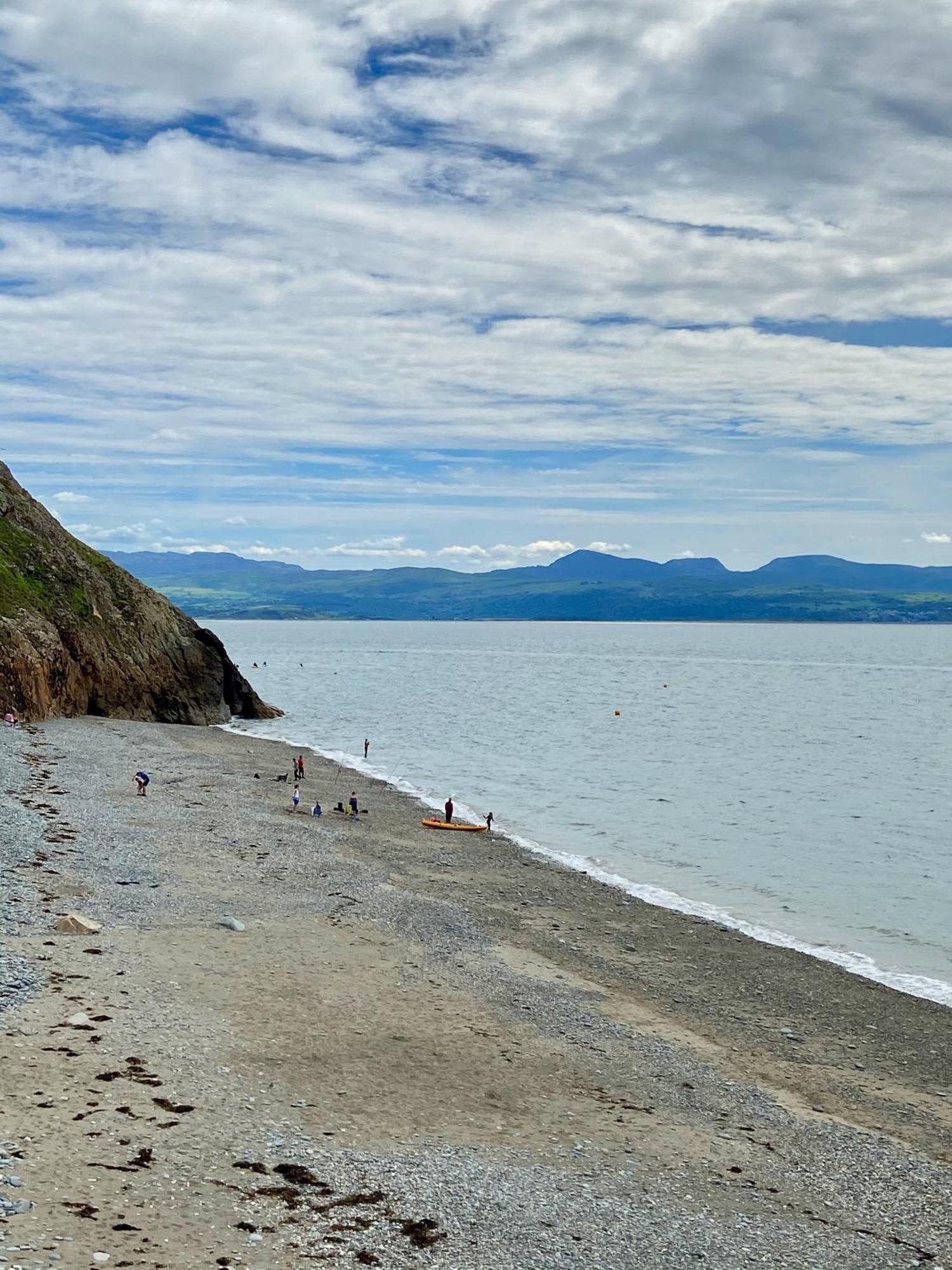 Marine Terrace Apartments Criccieth Exterior photo